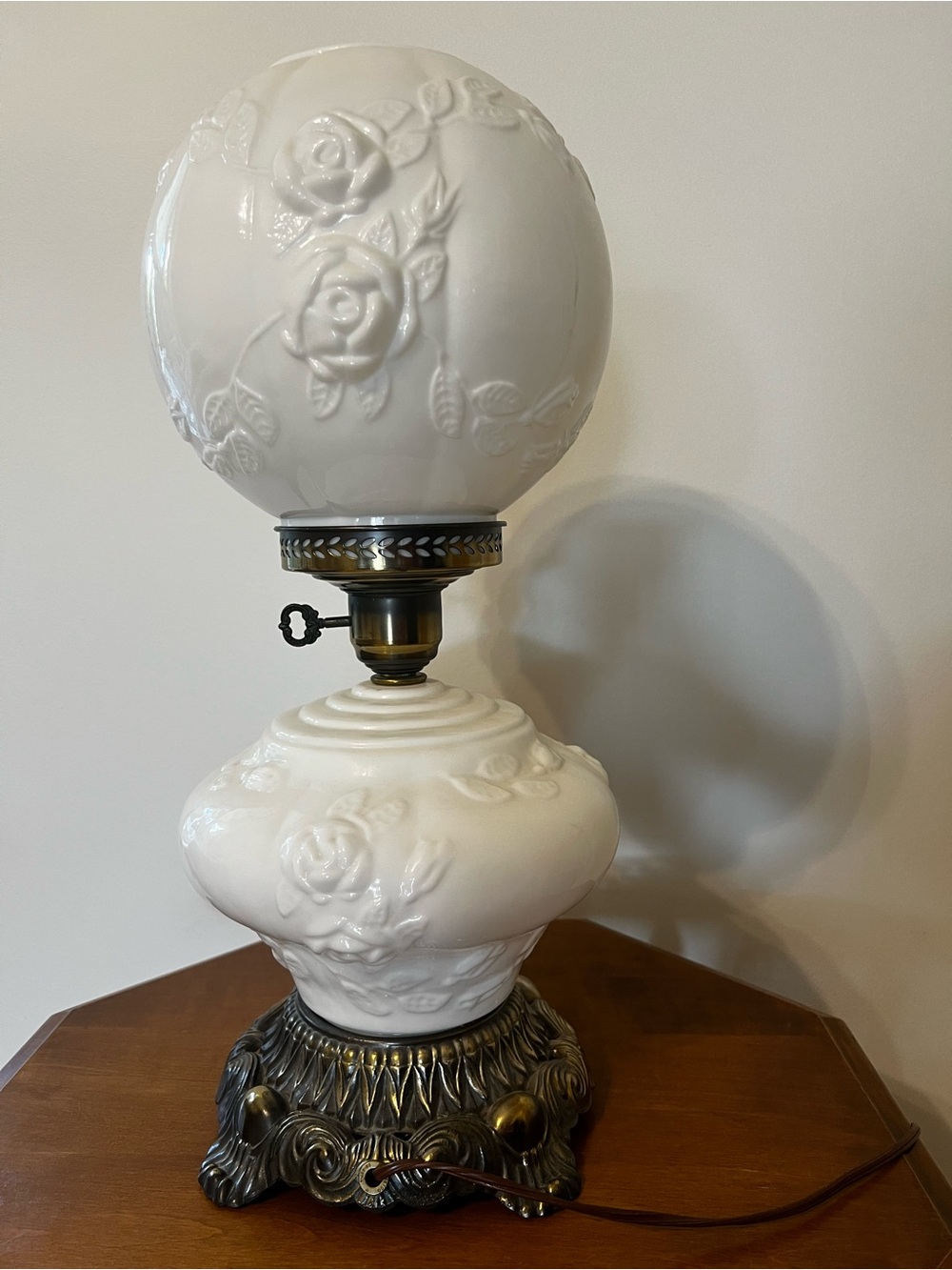 VTG Phoenix Milk Glass cabbage Rose Gone With the Wind 3-way Milk Glass - Picture 5 of 16